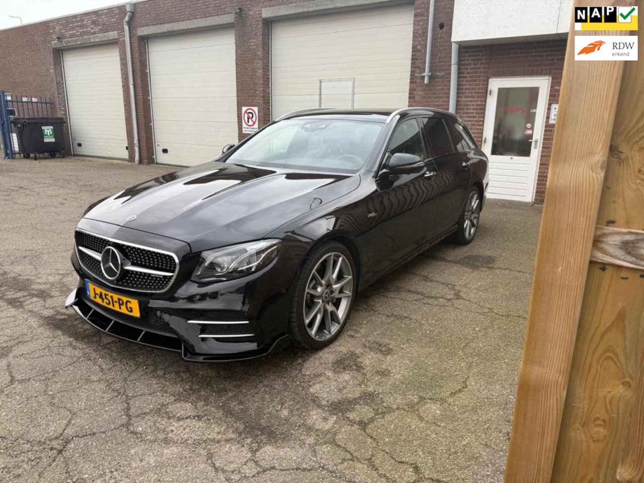 Mercedes-Benz E-klasse Estate - AMG 53 4MATIC Premium Plus pano 20inch black burm. vol!! - AutoWereld.nl