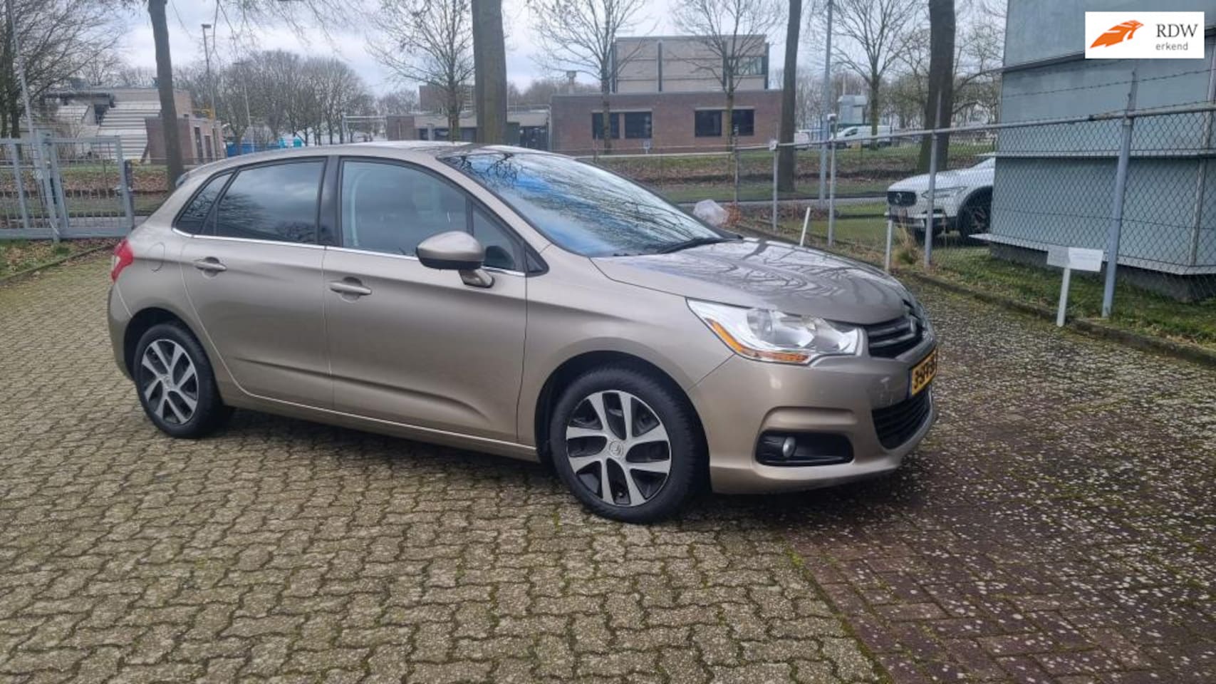 Citroën C4 - 1.6 VTi Ligne Business 1.6 VTi Ligne Business - AutoWereld.nl