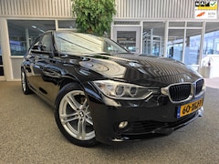 BMW 3-serie - 320i High Executive Navi Aut Xenon