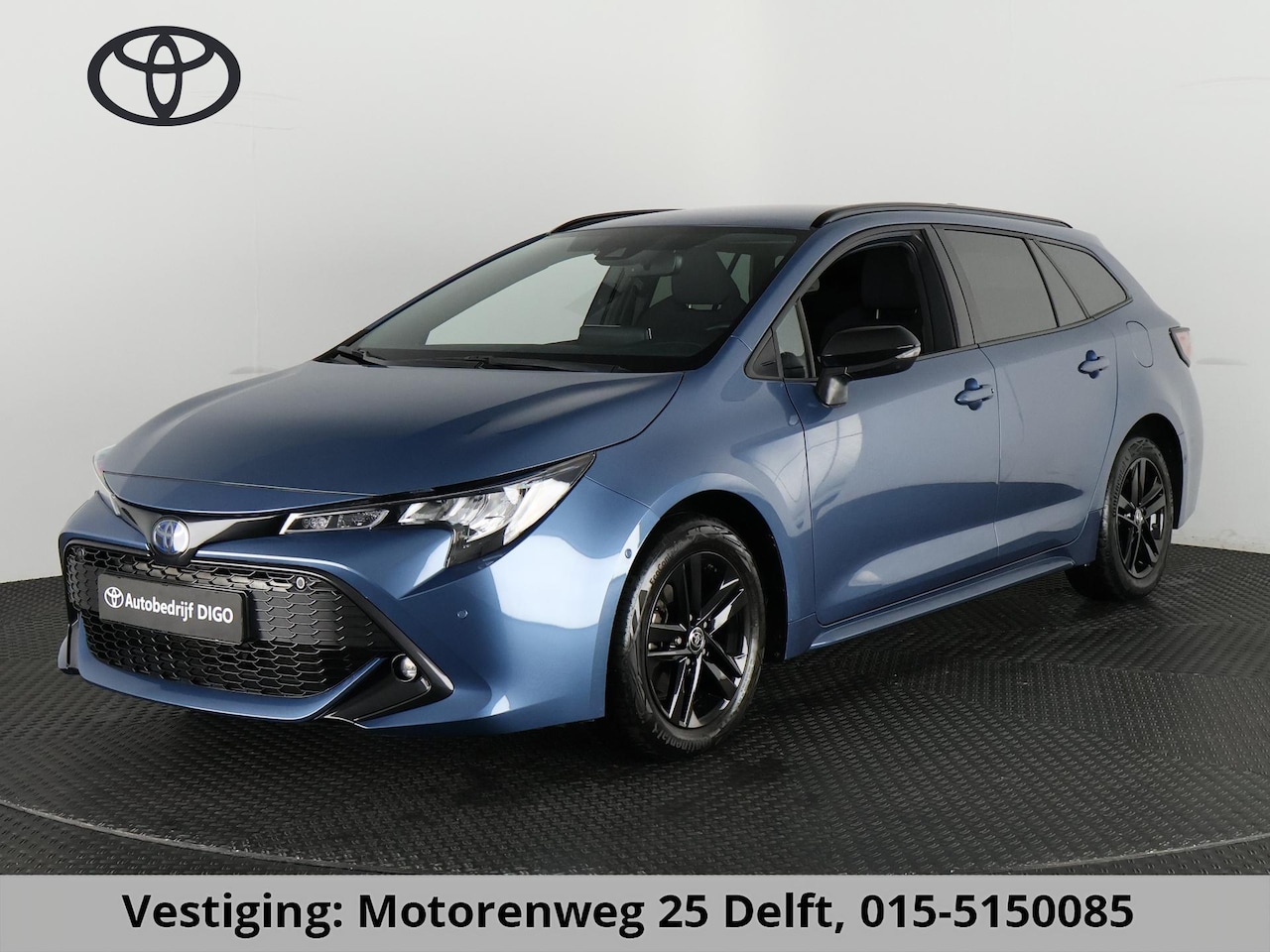 Toyota Corolla Touring Sports - 1.8 HYBRID BUSINESS AUTOMAAT. NAVIGATIE CAMERA.LMV.APPLE/ANDROID GARANTIE TOT 8-2032 ! - AutoWereld.nl