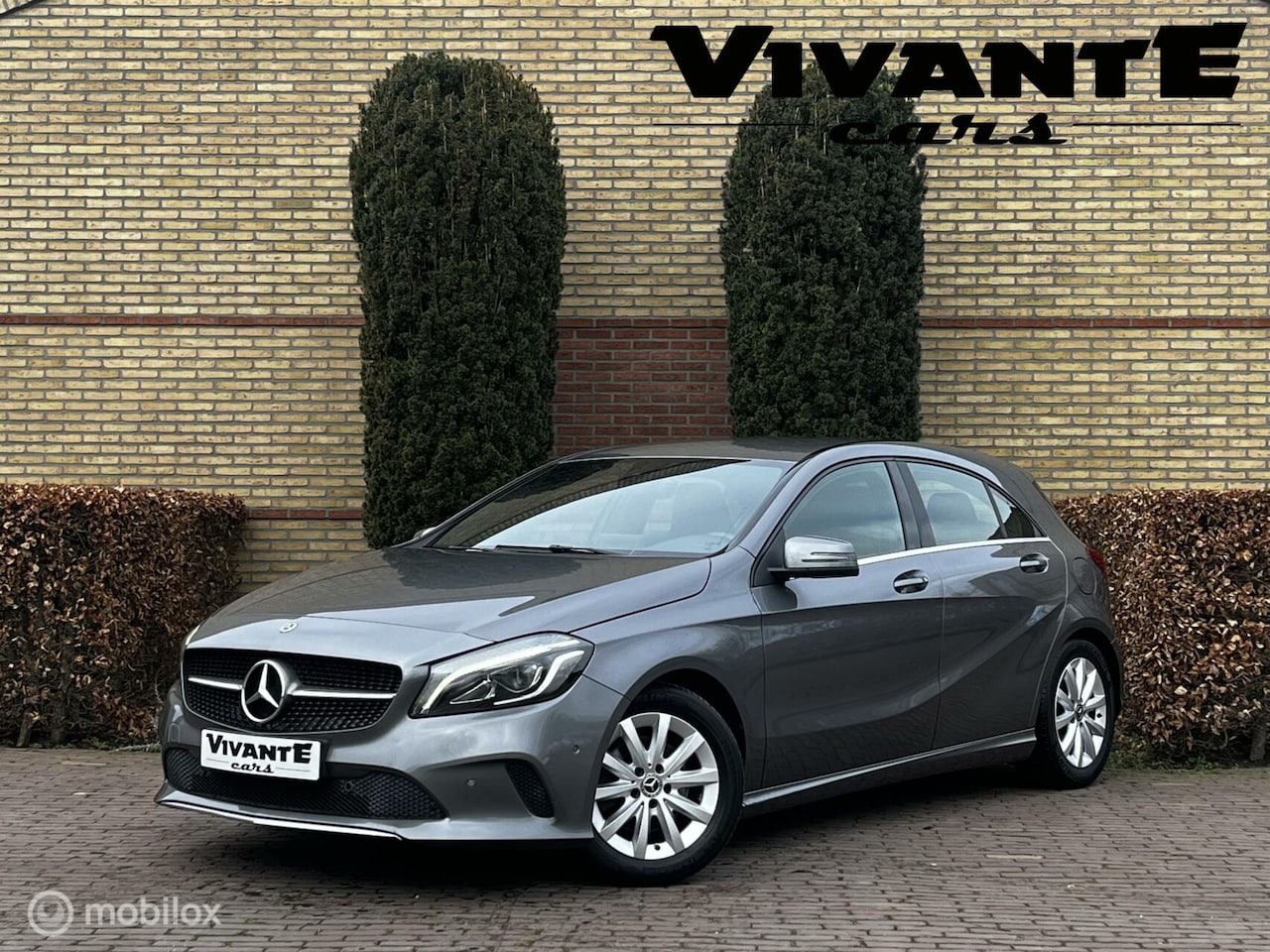 Mercedes-Benz A-klasse - 180 Business Cruise | Navi | Camera | Stoel Verwarming - AutoWereld.nl