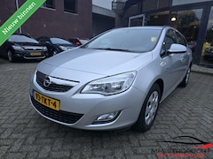 Opel Astra Sports Tourer - 1.4 Business Edition