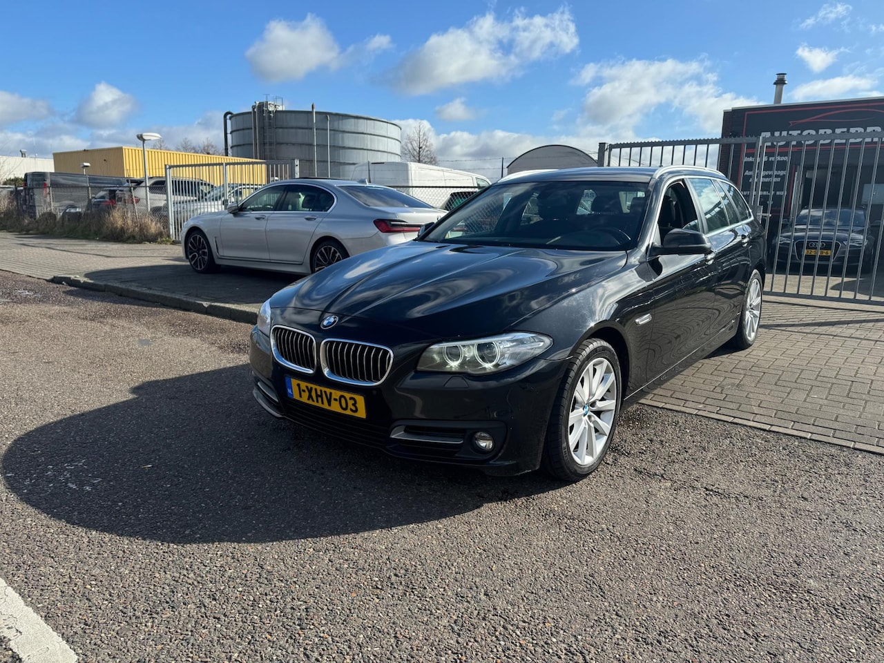 BMW 5-serie Touring - 520d NEW CAR FACELIFT - AutoWereld.nl