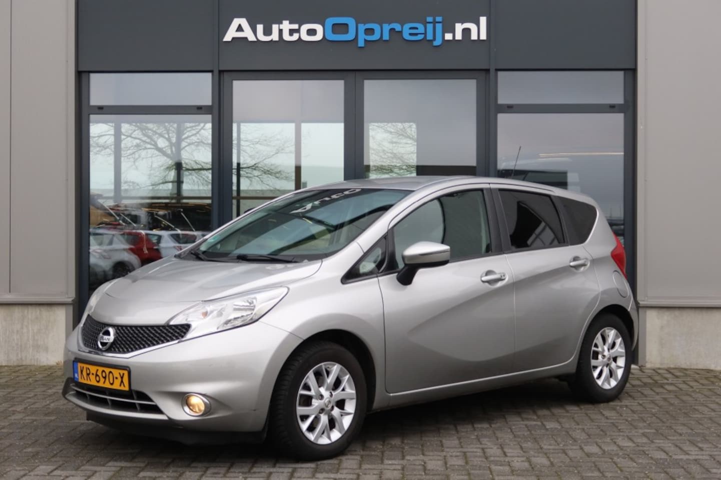 Nissan Note - 1.2 N-TEC 80pk Clima, NAVI, Cruise - AutoWereld.nl