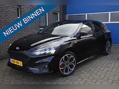 Ford Focus - 1.5 EcoBoost ST Line X Business