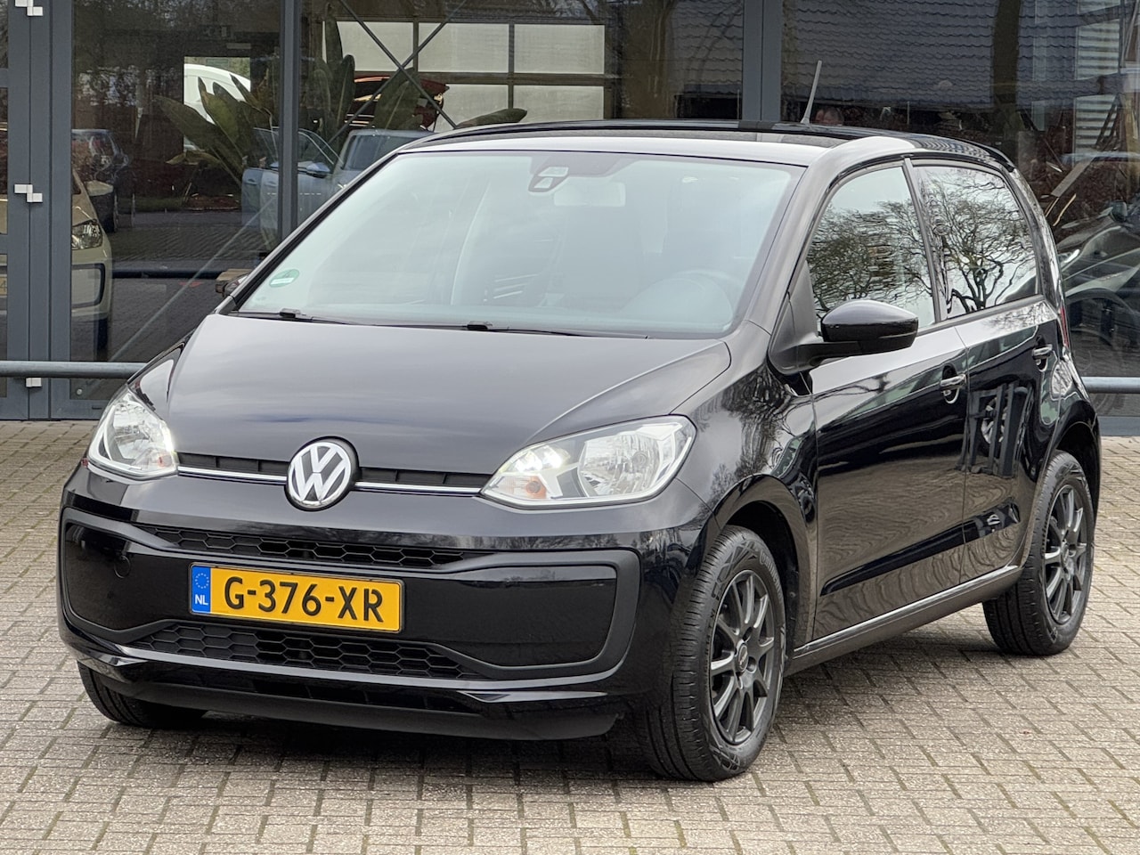 Volkswagen Up! - 1.0 BMT move up! Airco/5 Deurs/DLR onderhouden/Elktr pakket/LMV DAB/Carkit - AutoWereld.nl