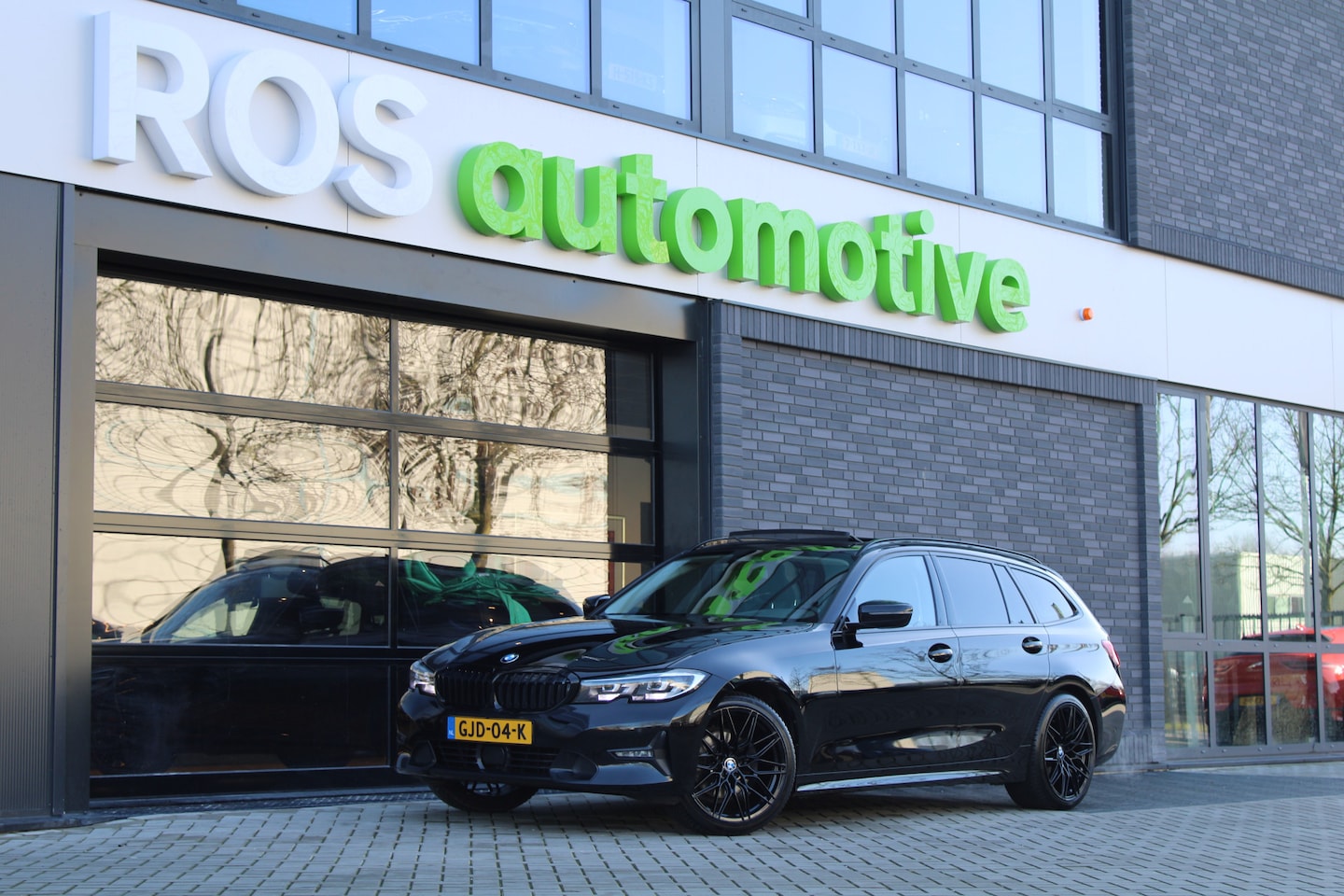 BMW 3-serie Touring - 320i High Executive | KEYLESS ENTRY | HARMAN KARDON  | ADP CRUISE CONTROL| - AutoWereld.nl