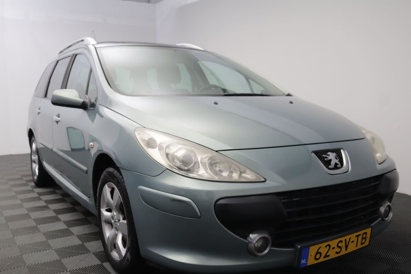 Peugeot 307 SW - 2.0-16V Pack 2.0-16V Pack - AutoWereld.nl