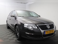 Volkswagen Passat - 3.2 V6 Comflortline 4M ecc open dak lm velgen