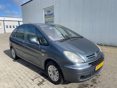 Citroën Xsara Picasso - 1.6i-16V Image