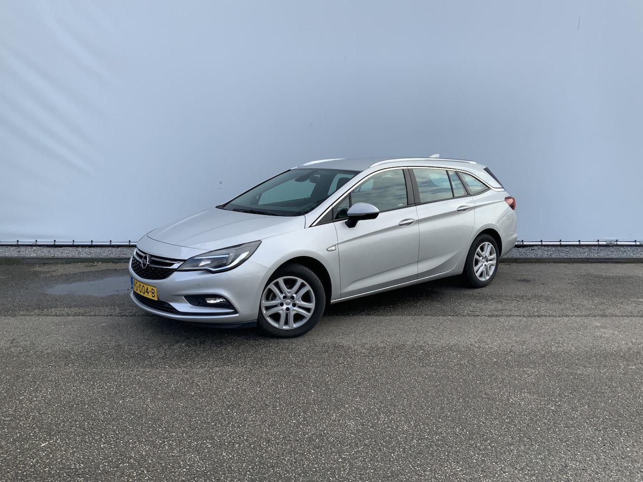 Opel Astra Sports Tourer - Turbo 1.4 Online Edition EXPORT! ENGINE PROBLEMS! - AutoWereld.nl