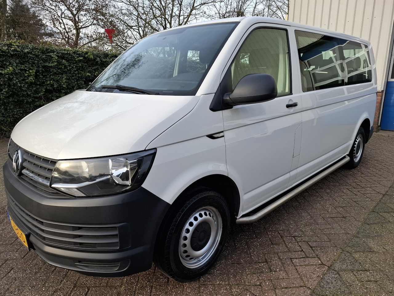 Volkswagen Transporter Kombi - 2.0 TDI L2H1 18950.- INCL BTW 9-PERSOONS 84PK - AutoWereld.nl