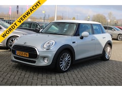 MINI Cooper - 1.5 136pk Automaat Pepper Serious Business