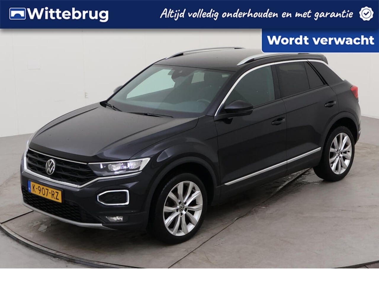 Volkswagen T-Roc - 1.5 TSI Sport / DSG/ Metallic/ Digitale Cockpit/ Luxe Sport. Int./ Camera/ Clima/ Navi/ Pa - AutoWereld.nl