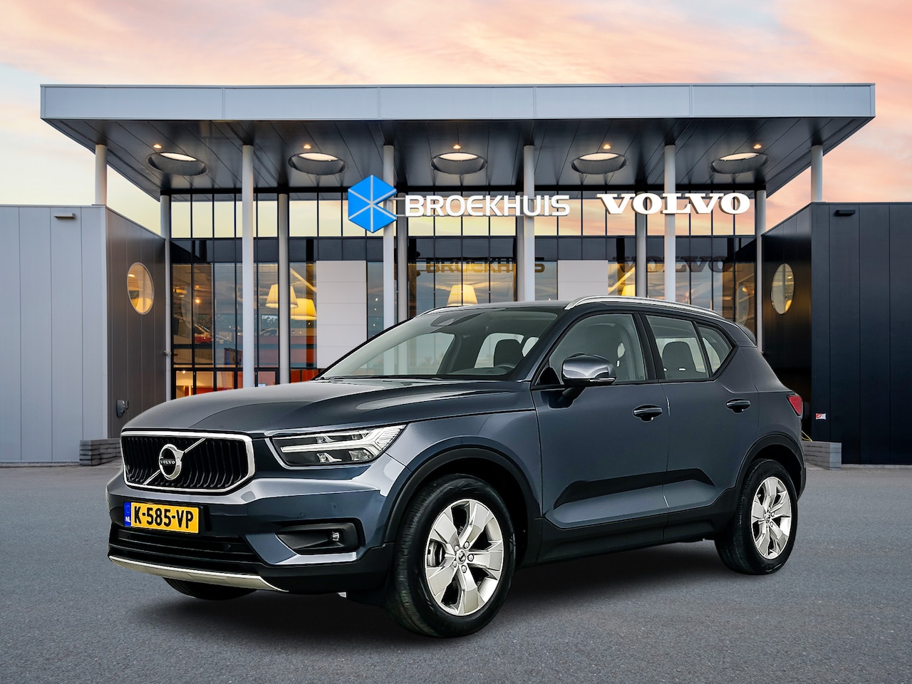 Volvo XC40 - T2 Business Pro | 18" | Adaptieve criuse | BLIS | Parkeercamera | Navigatie | Keyless | El - AutoWereld.nl