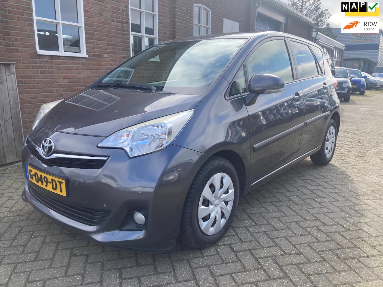 Toyota Verso S - 1.3 VVT-i Comfort Plus Bj 2013,Clima, Navi, Cruise, achteruitrijcamera. inruil is mogelijk - AutoWereld.nl