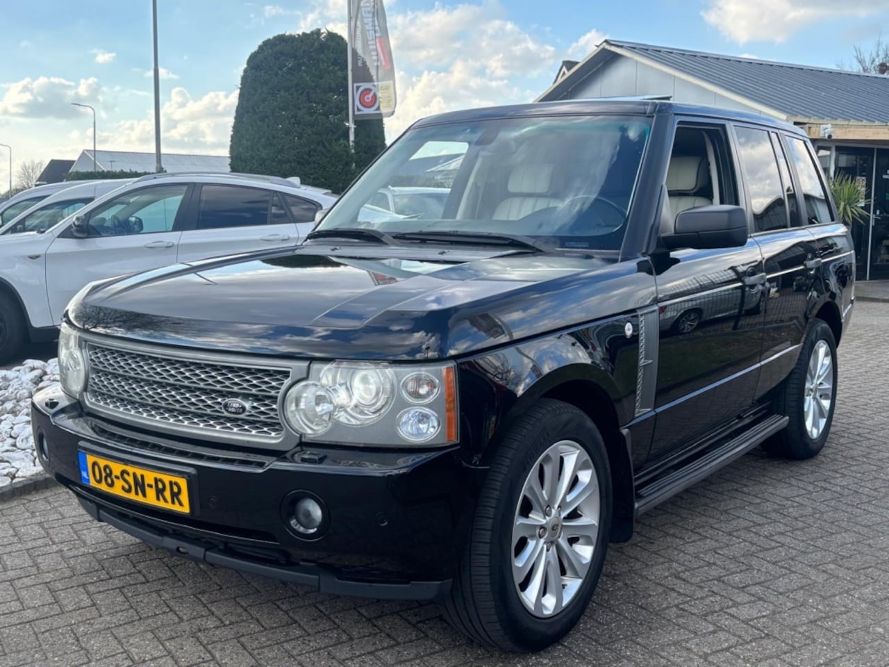 Land Rover Range Rover - 4.2 V8 Supercharged 2006 Youngtimer Schuifdak - AutoWereld.nl