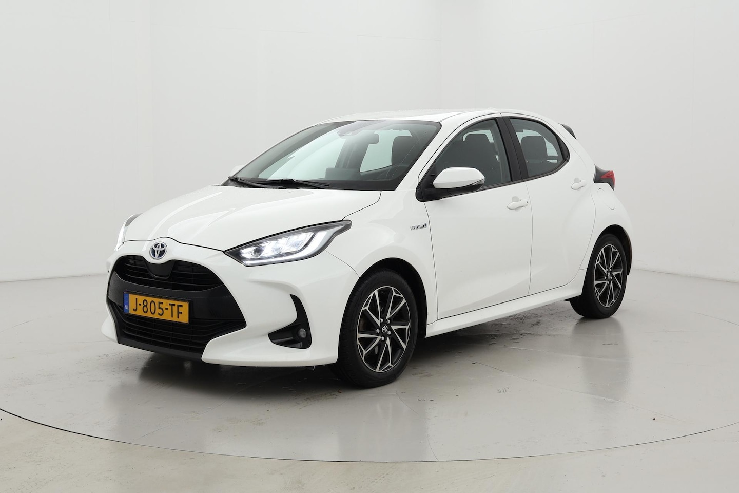 Toyota Yaris - 1.5 Hybrid Dynamic | Apple Carplay / Android Auto - AutoWereld.nl