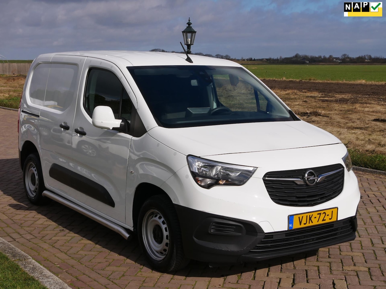 Opel Combo - 1.5D L1H1 75kW Edition AC NAVI - AutoWereld.nl