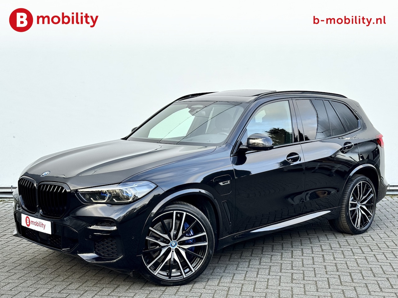 BMW X5 - xDrive45e High Executive M-Sport Trekhaak 2.700kg BLACK SAPHIRE | Panoramadak | Adaptive C - AutoWereld.nl