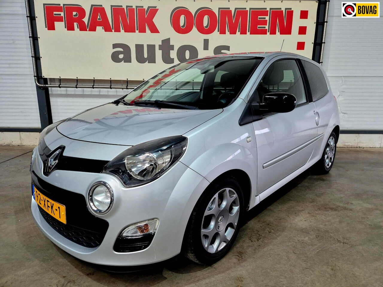 Renault Twingo - 1.2 16V Dynamique + NAP|Onderhoudshistorie|Climate control|Cruise|15"LMV|Elektrisch pakket - AutoWereld.nl