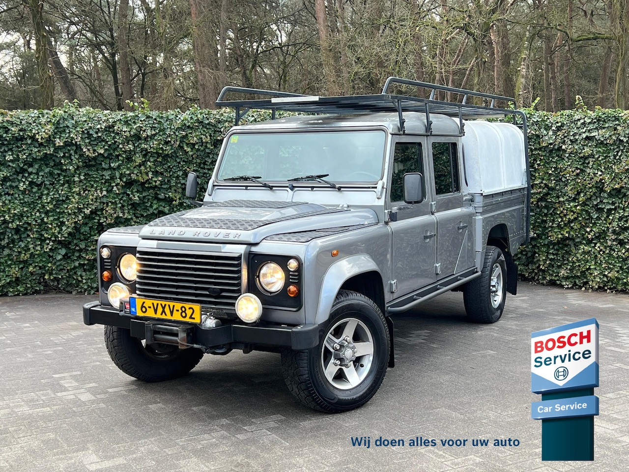 Land Rover Defender 130 - 2.2 D 130" S Crew Cab | 5 persoons | Airco | Trekhaak - AutoWereld.nl