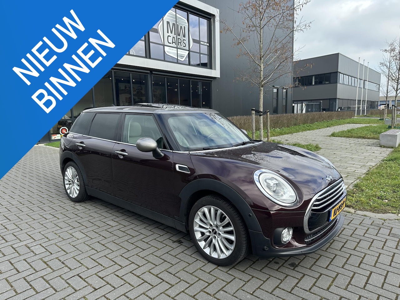 MINI Clubman - 1.5 Cooper Pano Leder, Adaptive Cruise - AutoWereld.nl