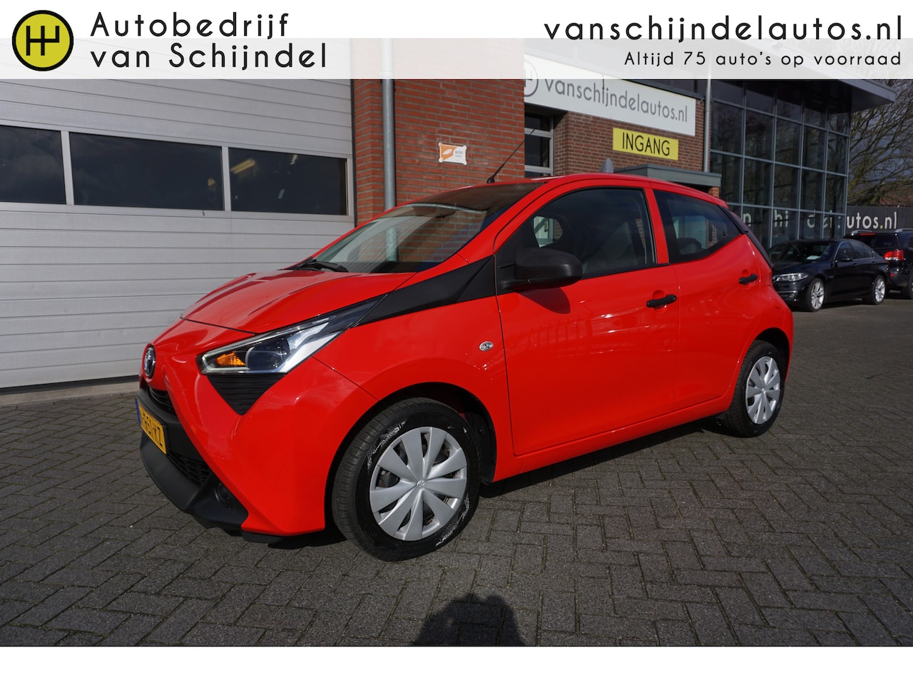 Toyota Aygo - 1.0 VVT-I X-FUN 5 DEURS ORIGINEEL NEDERLANDS DEC 2021 NIEUWSTAAT!!! AIRCO CRUISECONTROL BL - AutoWereld.nl