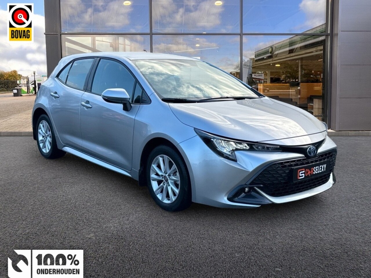 Toyota Corolla - Hybrid Active | 140pk | Camera | Adapt. cruise | Stoelverwarming - AutoWereld.nl