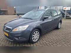 Ford Focus Wagon - 1.6 Comfort