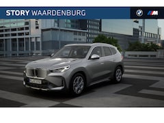 BMW iX1 - eDrive20 xLine / Parking Assistant / Stoelverwarming