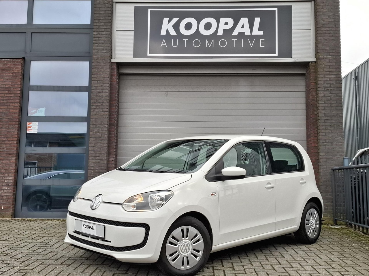 Volkswagen Up! - 1.0 move up! BlueMotion | Airco | 5 deurs | NAP - AutoWereld.nl