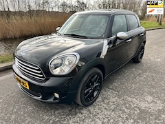 MINI Countryman - 1.6 Cooper BLACK EDITION AUTOMAAT/XENON/PANORAMADAK/LEDER/NAVIGATIE/AFNEEMBARE TREKHAAK/ZE