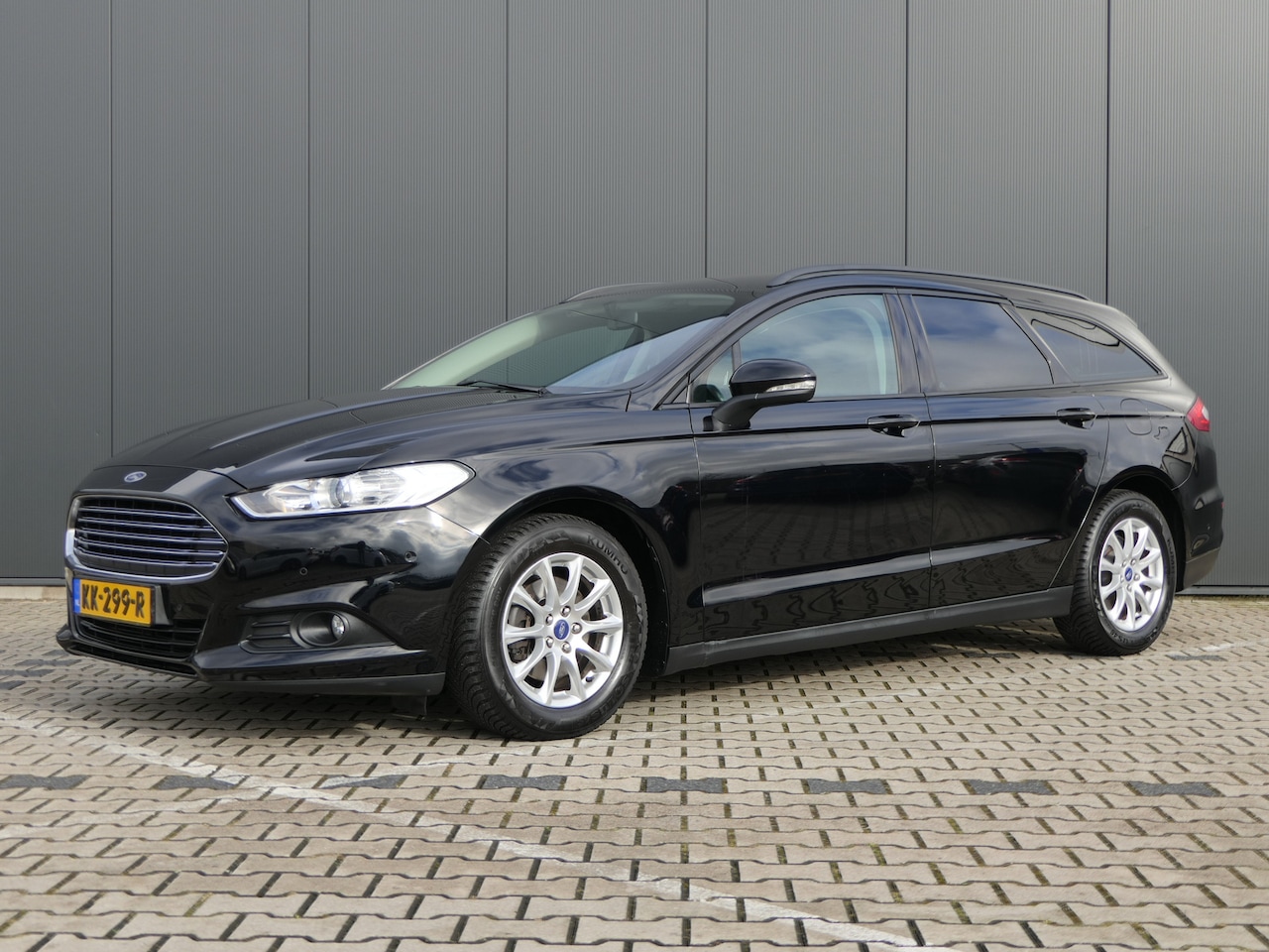 Ford Mondeo Wagon - 1.0 EcoBoost Trend | Navigatie | DAB | Parkeersensoren | Cruise Control | Climate Control - AutoWereld.nl