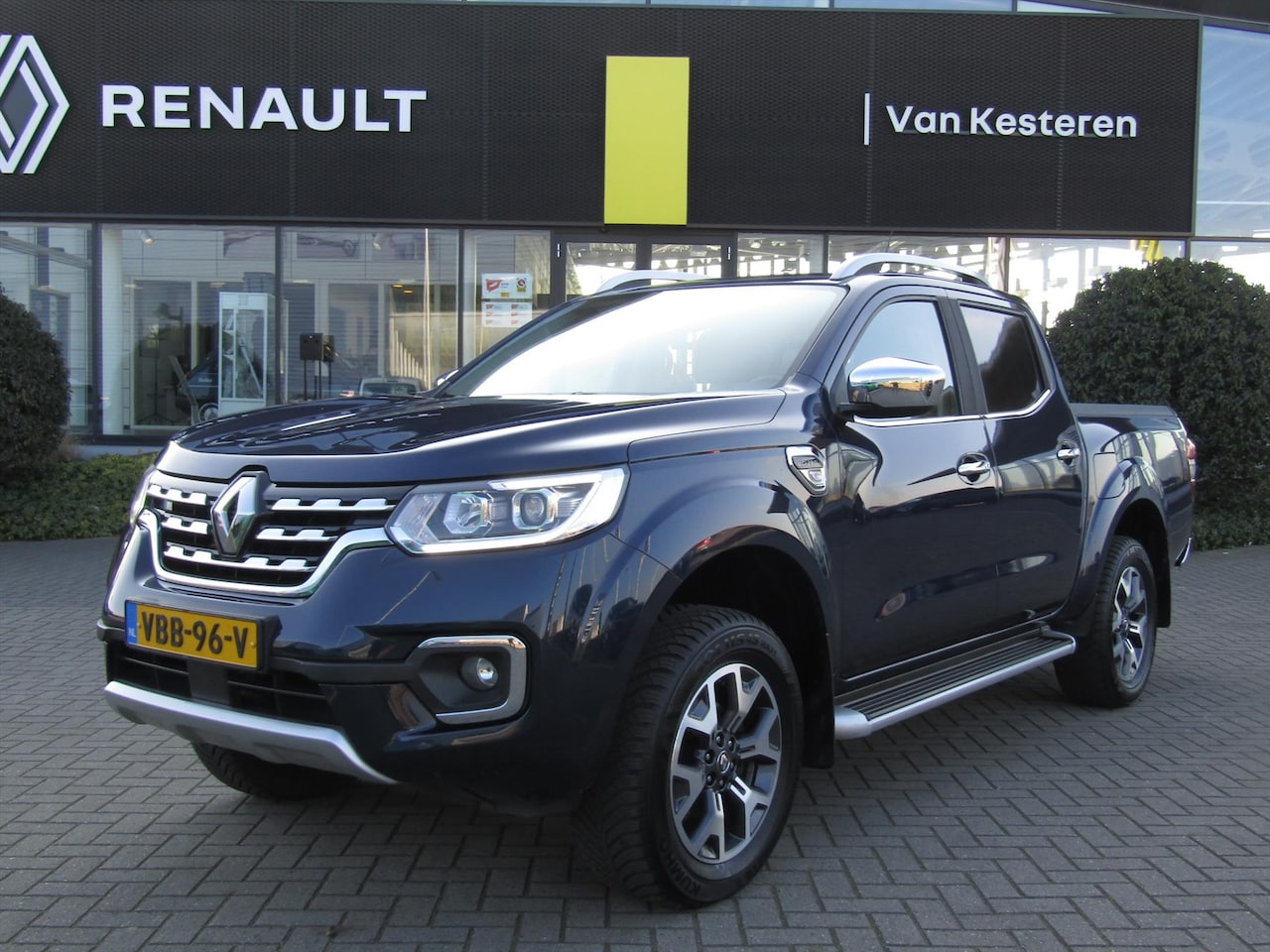 Renault Alaskan - Renault 2.3 DCI 190PK / Trekhaak / Navigatie / Camera / 3.500KG Trekgewicht - AutoWereld.nl