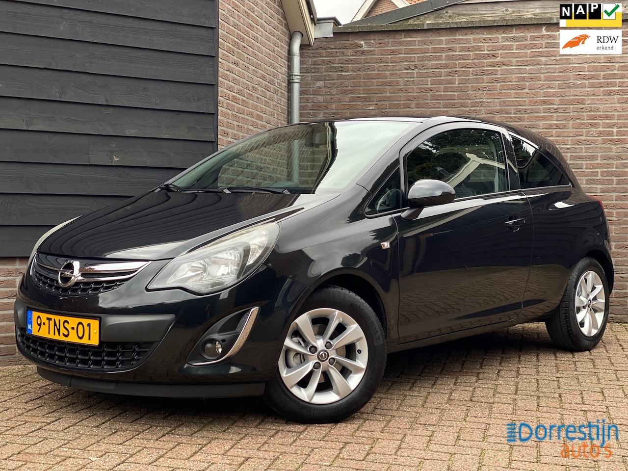 Opel Corsa - 1.4-16V Design Edition Fietsendrager/Airco/Cruise/Eerste eigenaar - AutoWereld.nl