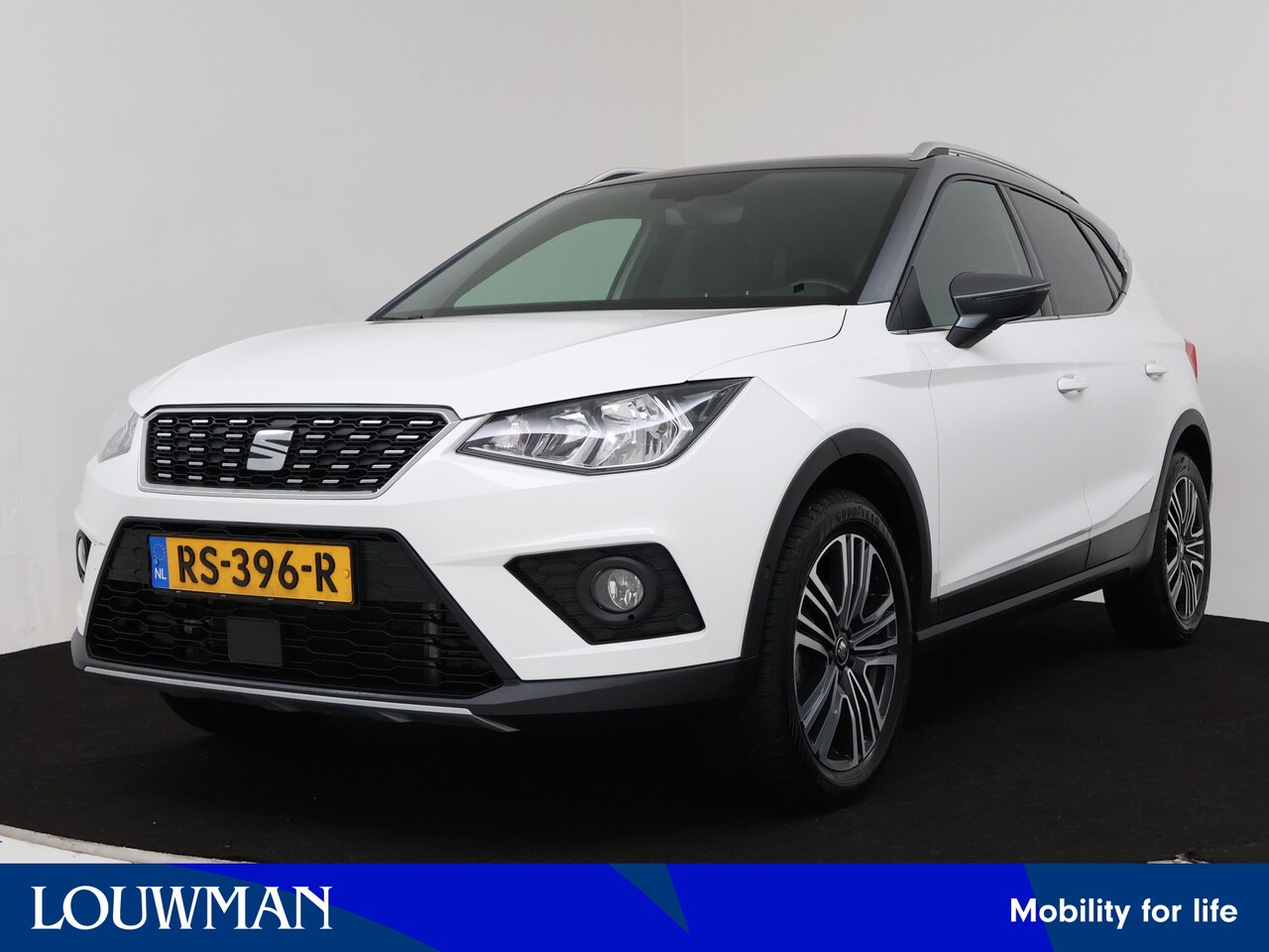 Seat Arona - 1.0 TSI Xcellence Launch Edition | Navigatie | Cruise control | Trekhaak | Climate control - AutoWereld.nl