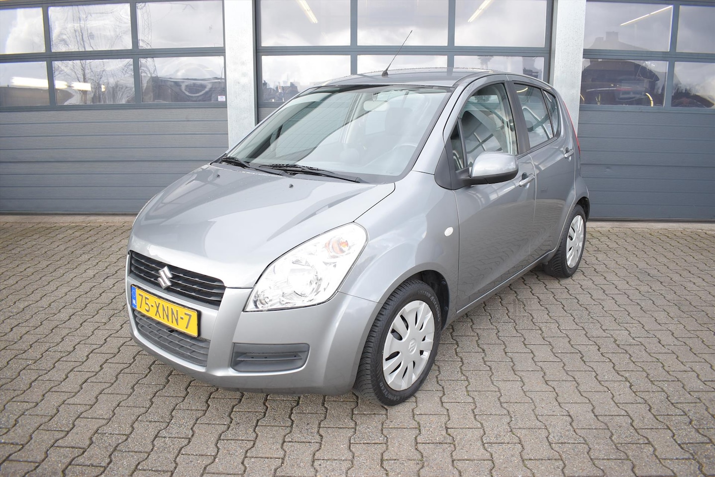 Suzuki Splash - 1.0 Comfort 1.0 65pk Comfort - AutoWereld.nl