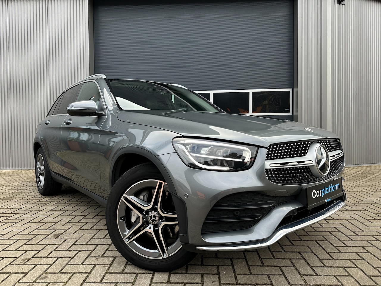 Mercedes-Benz GLC-klasse - 300e 4MATIC Business Solution AMG 300e 4MATIC Business Solution AMG - AutoWereld.nl