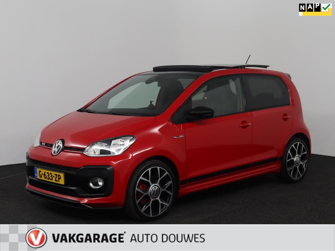 Volkswagen Up! - 1.0 TSI GTI |NAP |Pano |Cruise |116PK |Beats Audio |Stoelverwarming - AutoWereld.nl