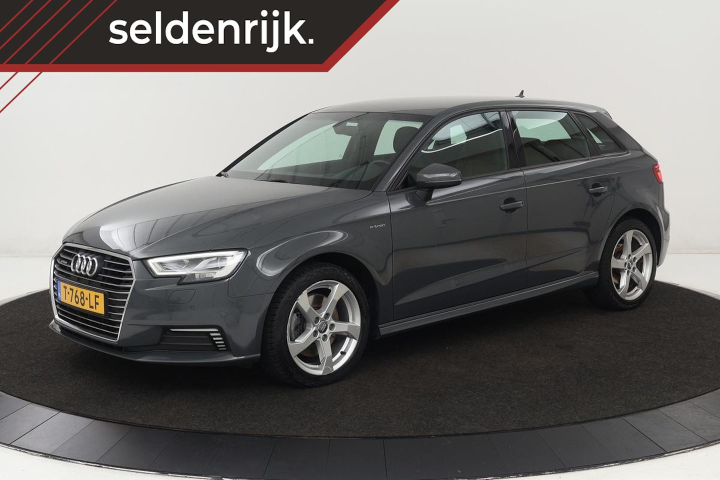 Audi A3 Sportback - 1.4 e-tron Sport | Leder | Stoelverwarming | Virtual Cockpit | Carplay | Full LED | Keyles - AutoWereld.nl