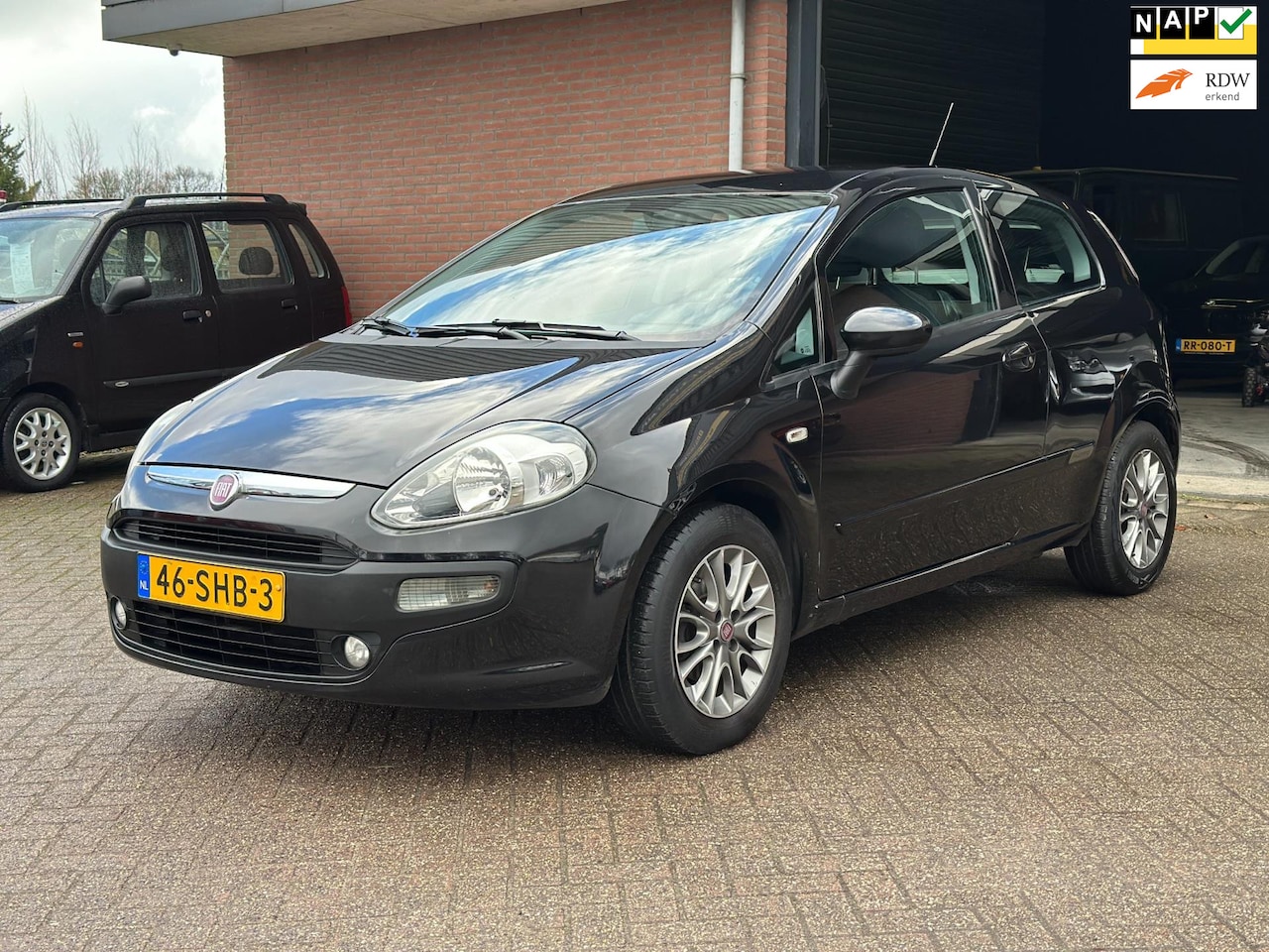 Fiat Punto Evo - 1.2 Dynamic AIRCO, NWE DISTRIBUTIE, BOEKJES!! - AutoWereld.nl