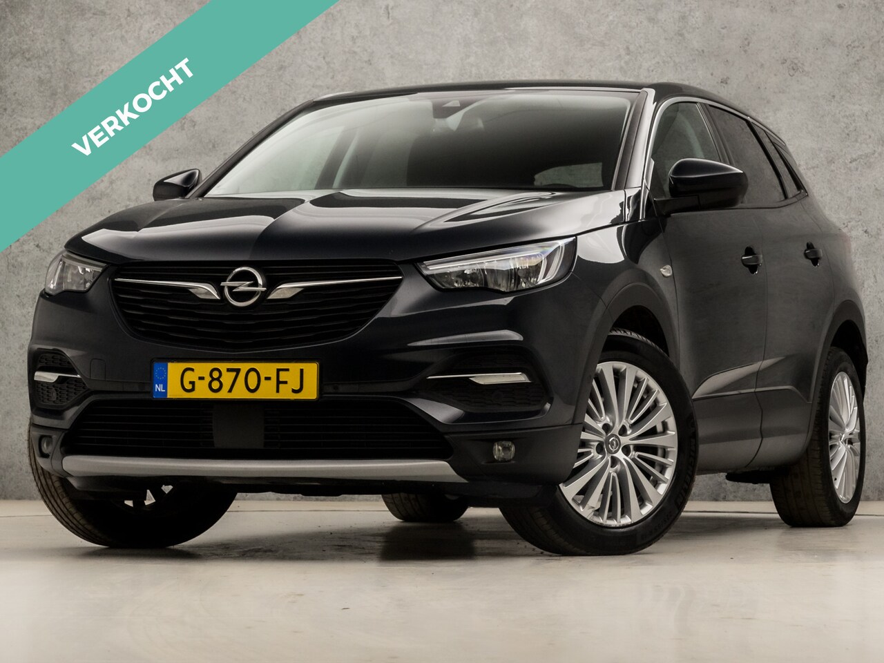 Opel Grandland X - 1.2 Turbo Innovation Sport (APPLE CARPLAY, GROOT NAVI, CLIMATE, CAMERA, LEDER, SPORTSTOELE - AutoWereld.nl