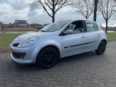 Renault Clio - 1.2 TCE Collection