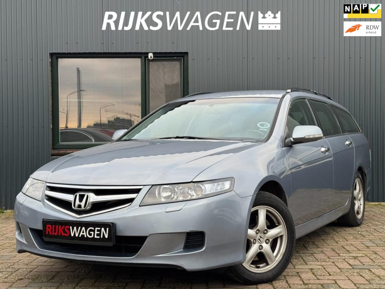 Honda Accord - 2.0i Business Mode 2.0i Business Mode - AutoWereld.nl