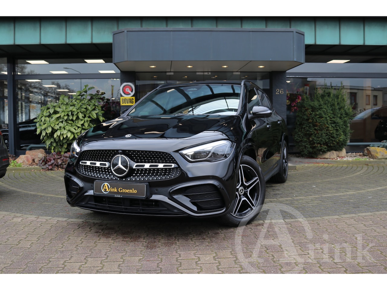 Mercedes-Benz GLA-Klasse - 200 AMG Line Panoramadak, Winterpakket, 360 Camera, Distronic - AutoWereld.nl