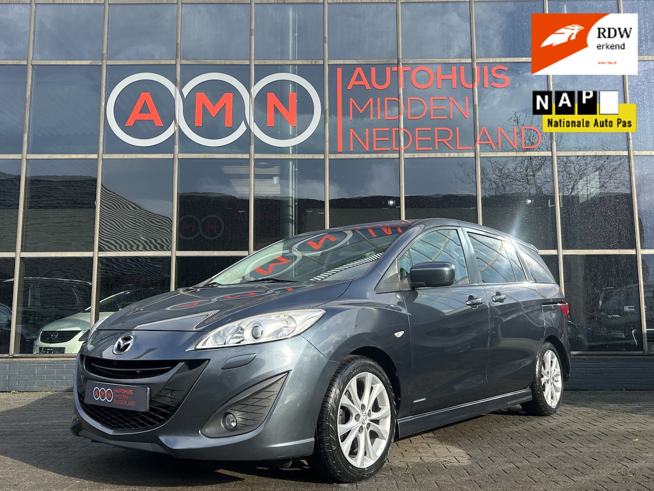 Mazda 5 - 2.0 2xEleksch,7Per,Cruisectr,Navigatie,Trekhaak,PDca - AutoWereld.nl