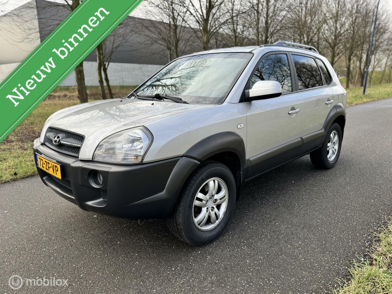 Hyundai Tucson - 2.0i Style*NEW APK*AIRCO*NAP*DEALER ONDERHOUD - AutoWereld.nl