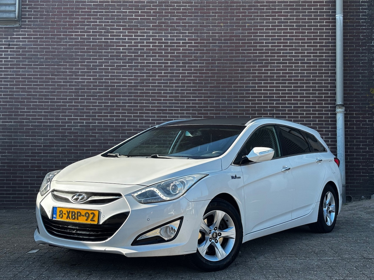 Hyundai i40 Wagon - 1.6 GDI Blue Go! Edition | Climate | Navigatie | NL-Auto - AutoWereld.nl