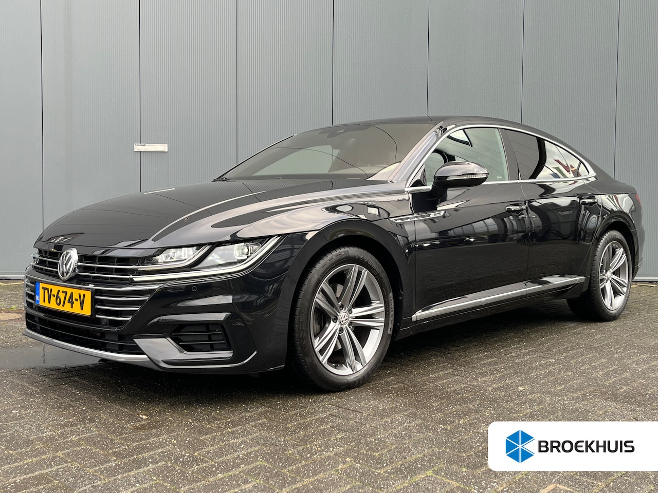 Volkswagen Arteon - 1.5 TSI 150pk Business R Automaat | Led | Leder | Camera | Climate | Keyless | Carplay | R - AutoWereld.nl